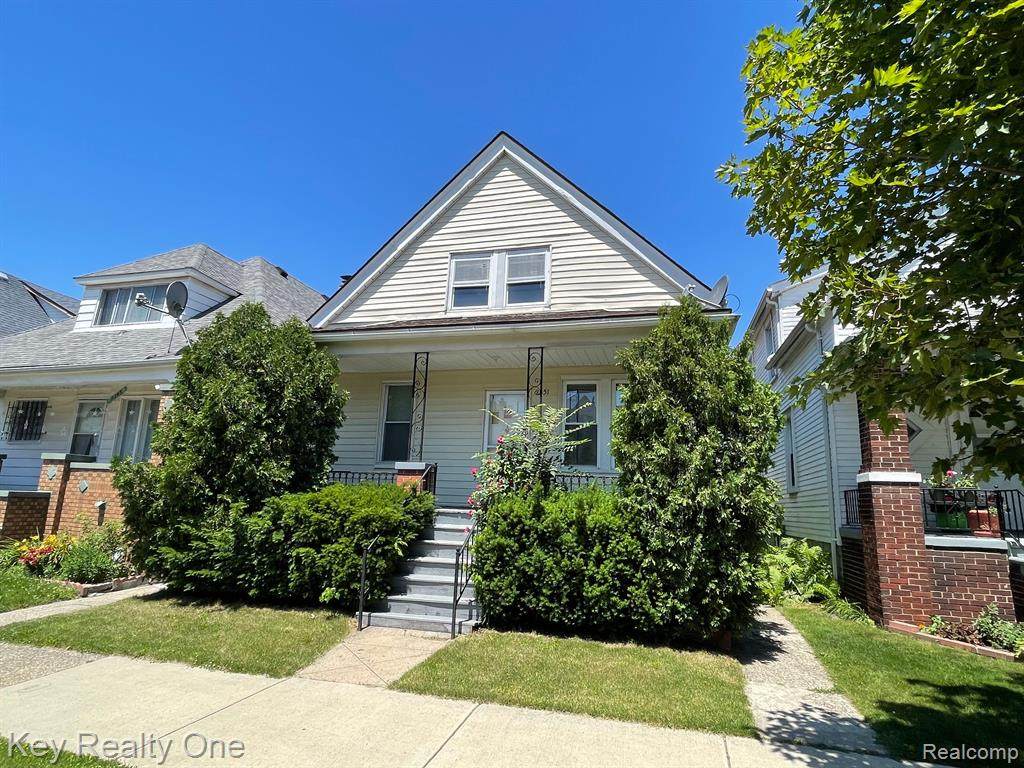 2351 Yemans - Photo 1