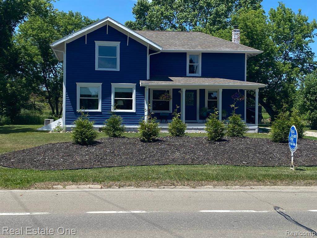 1561 Hickory Ridge - Photo 1