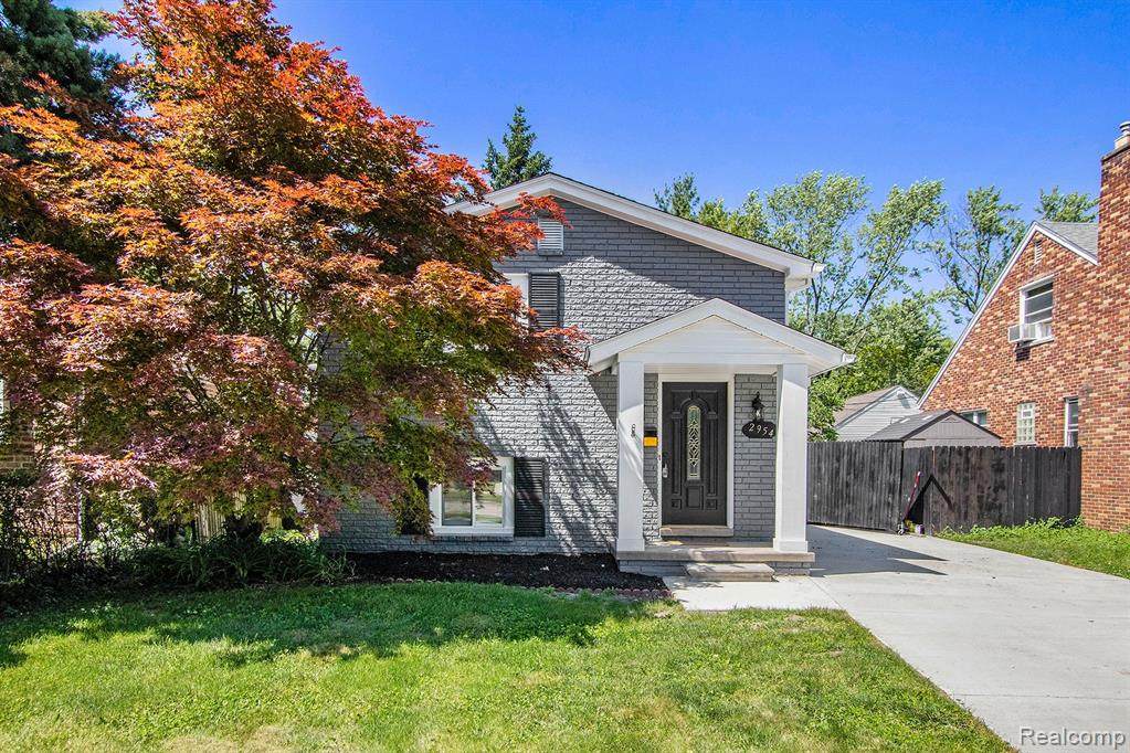 2954 Harvard - Photo 1