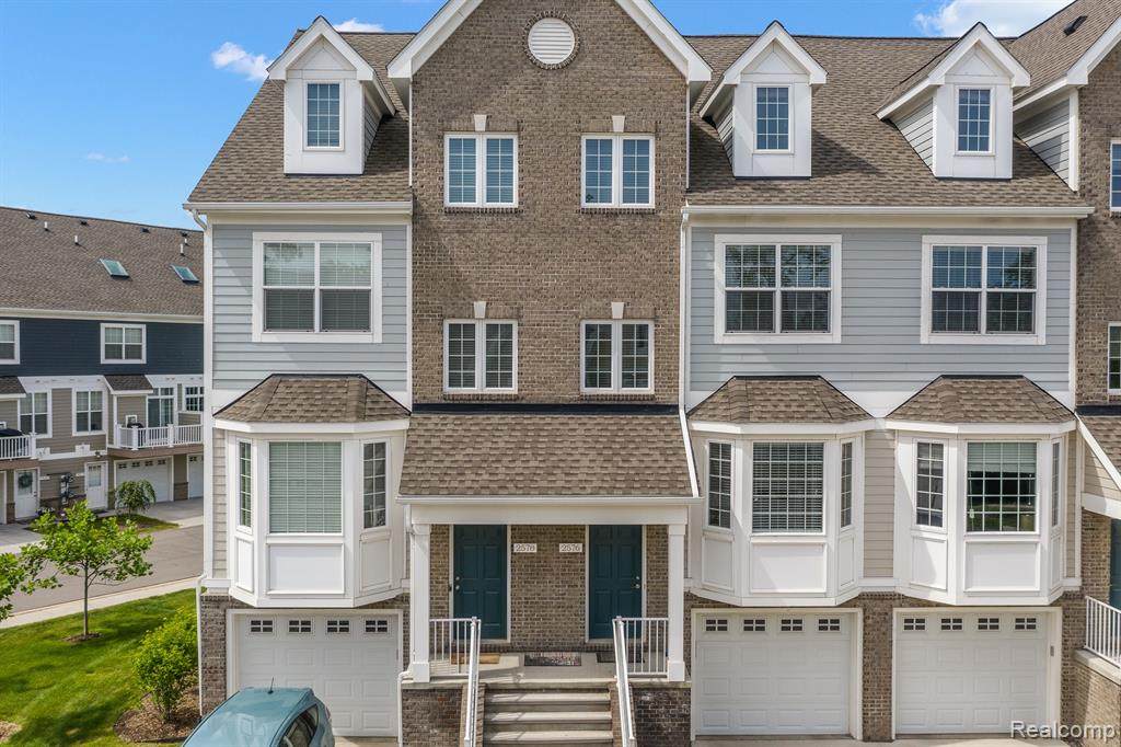 2576 Towne - Photo 1