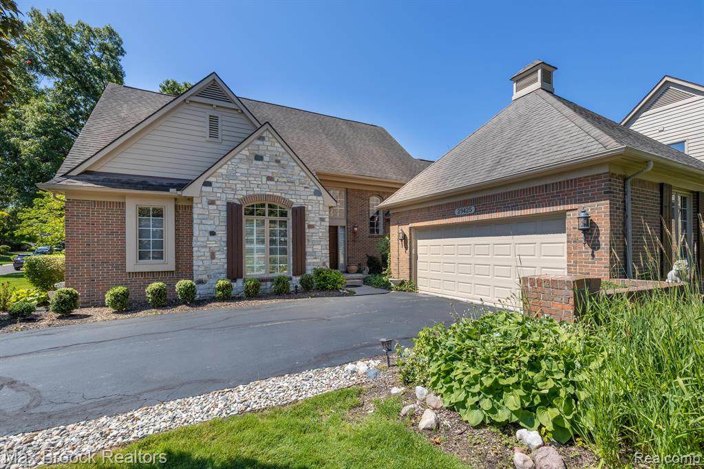 29425 Windmill - Photo 1