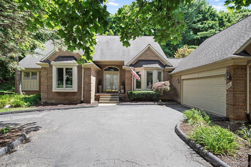 25 Vaughan Ridge - Photo 1