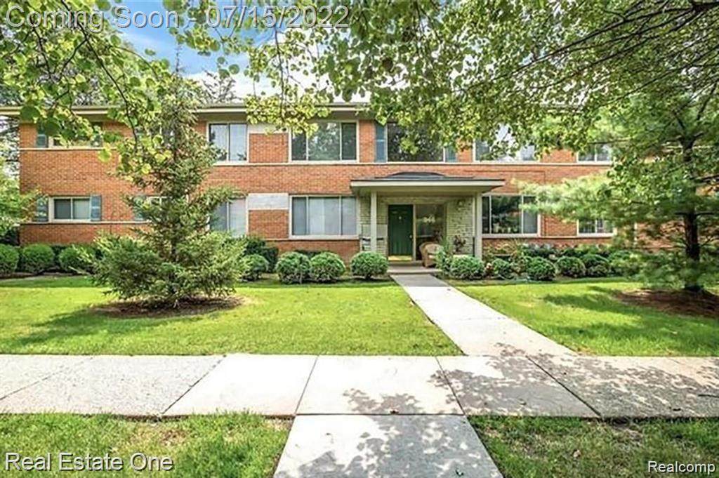 982 Adams - Photo 1