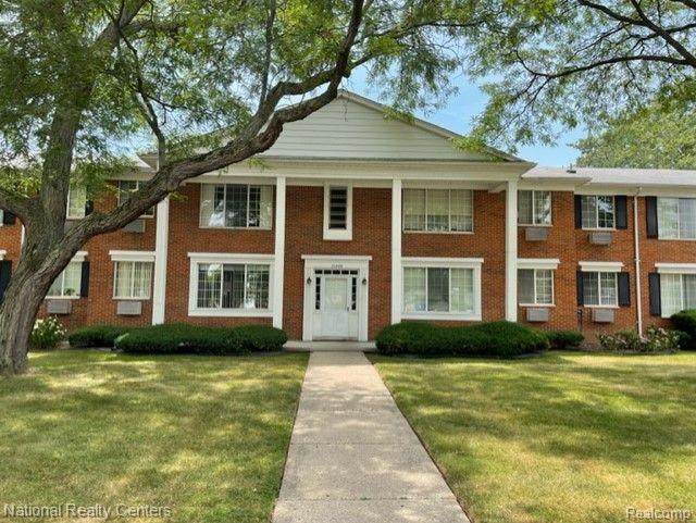 20886 Wildwood - Photo 1