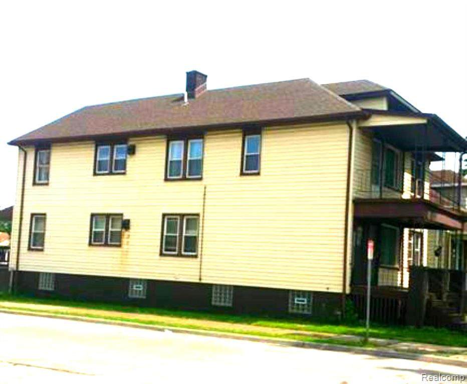1556 Ferney - Photo 1