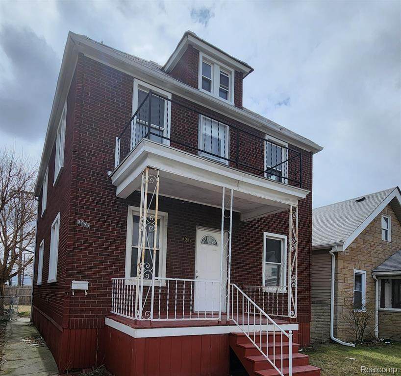 3092 Goodson - Photo 1