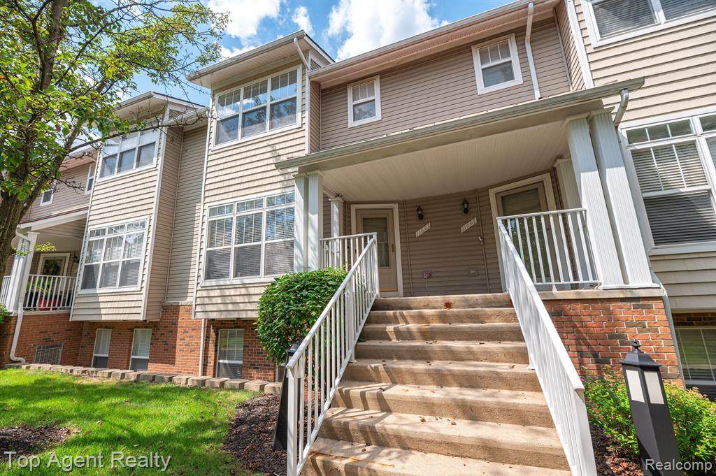 11693 Squiers - Photo 1