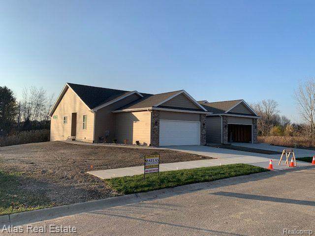 1046 Ardythe - Photo 1