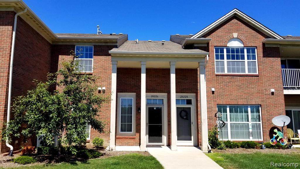 28226 Pointe - Photo 1