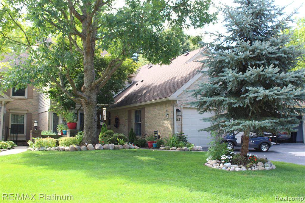 4736 Pine Eagles - Photo 1