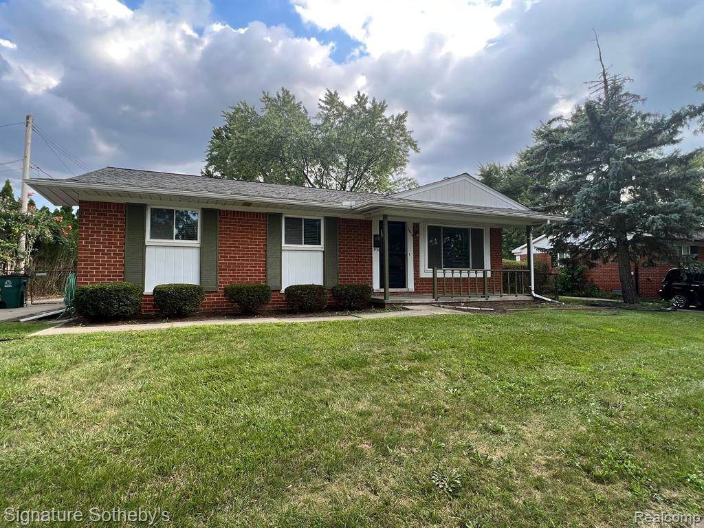 2854 Athena - Photo 1