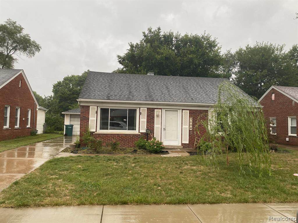 3604 Syracuse - Photo 1