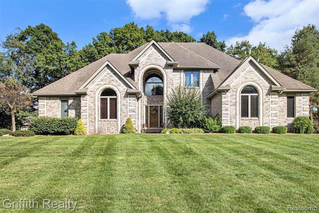 320 Lake Pines - Photo 1