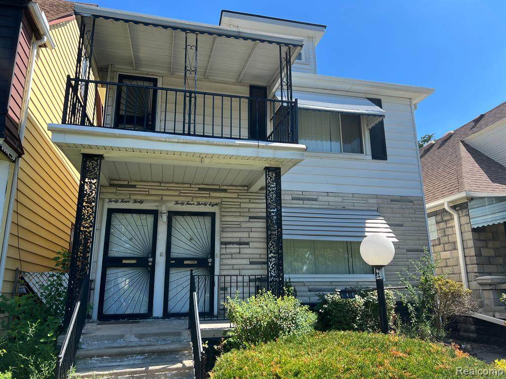 4438 Sheridan - Photo 1