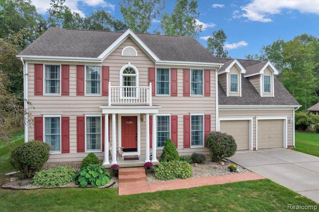 9079 Twin Oaks - Photo 1