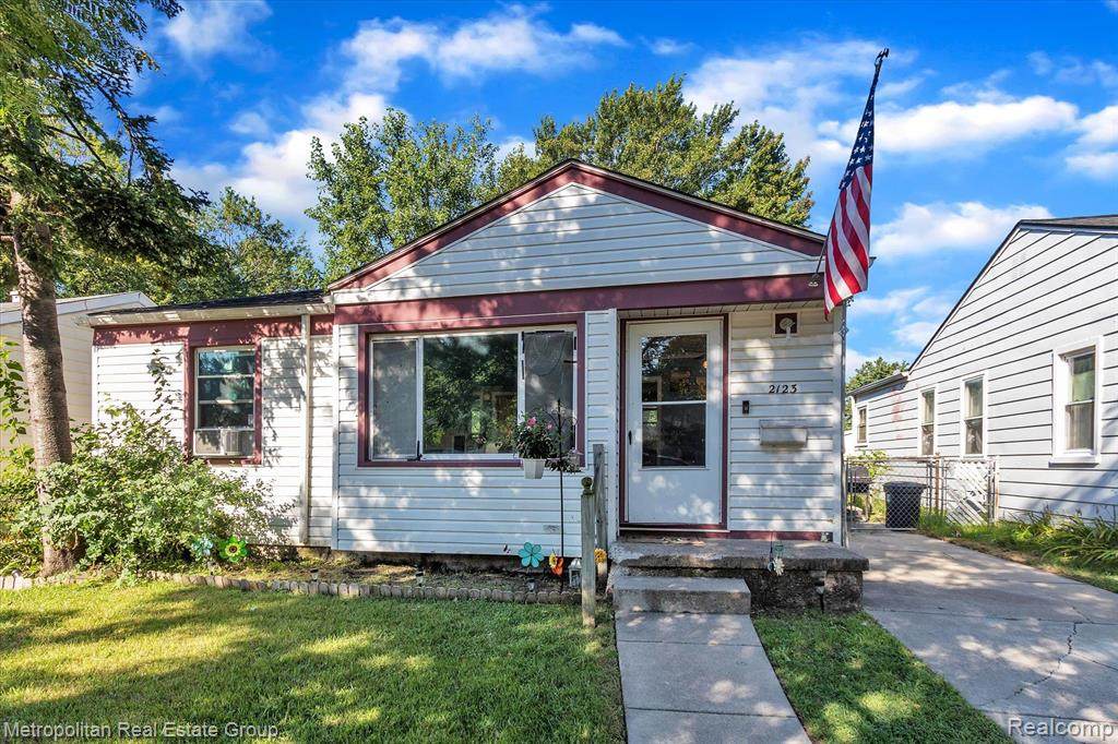 2123 Pilgrim - Photo 1