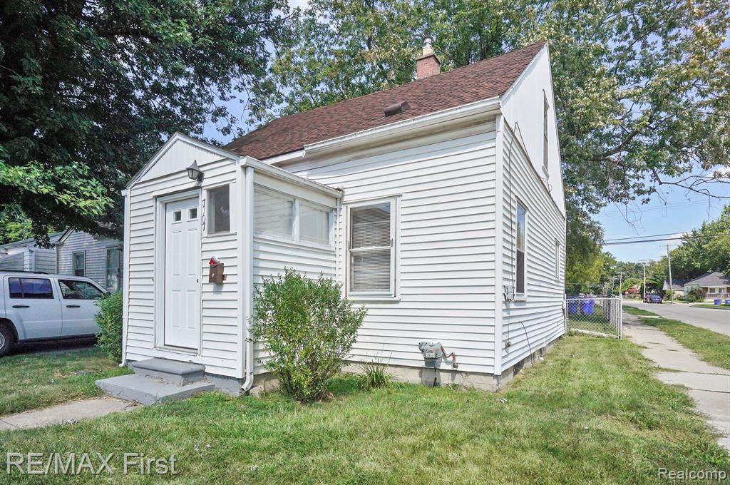 7107 Jackson - Photo 1