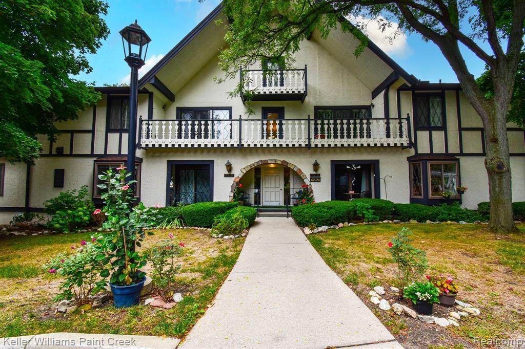 42160 Woodward - Photo 1