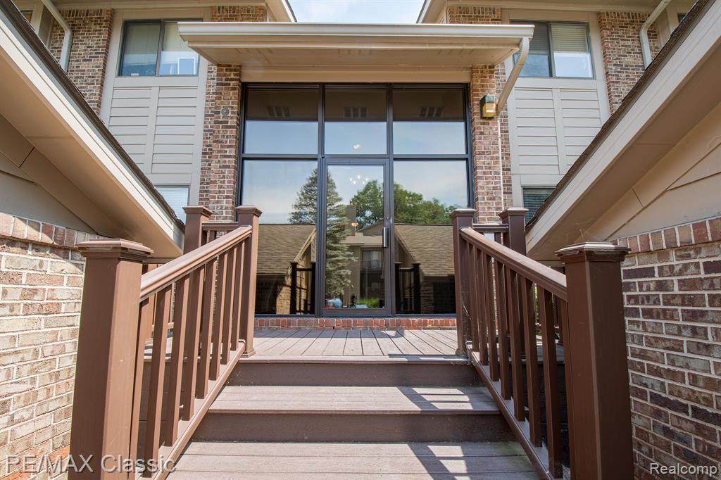 11837 Sycamore - Photo 1