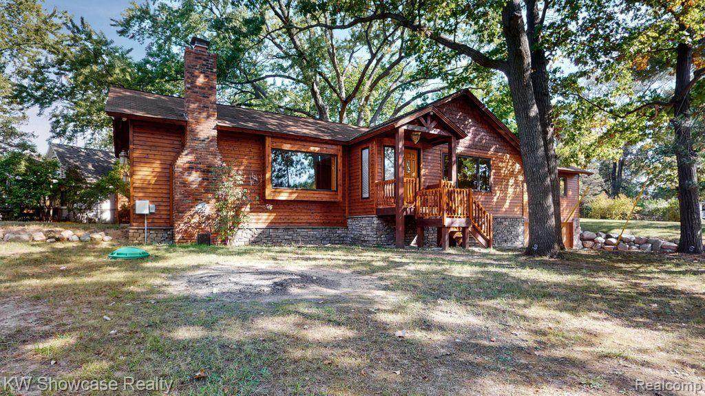 8910 Arlington - Photo 1