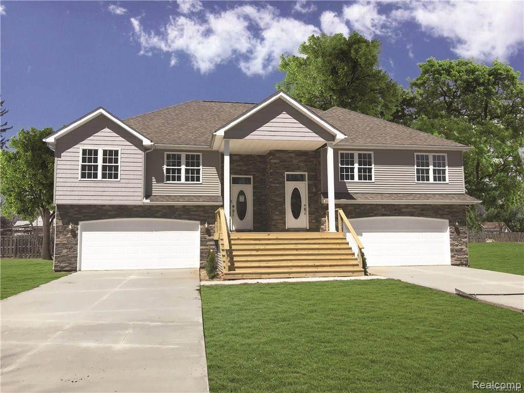 115 Whispering Pines - Photo 1
