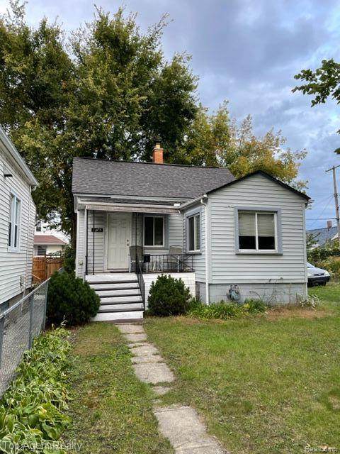 3875 Sobieski - Photo 1