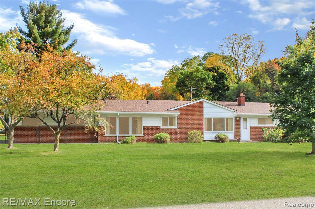 6470 Snow Apple - Photo 1