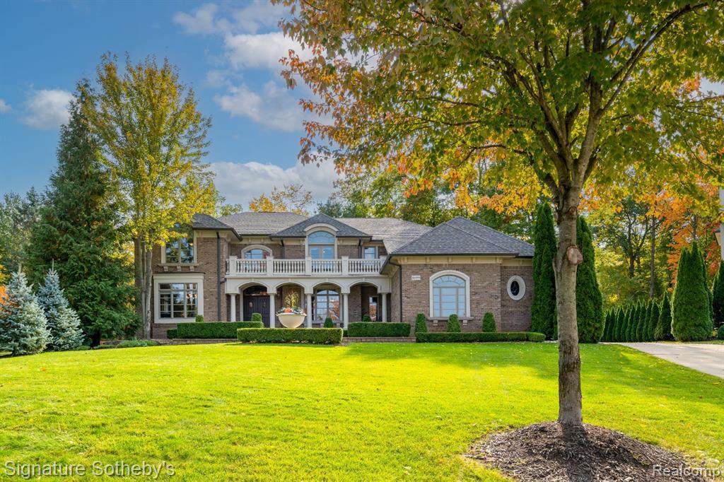 3177 Saint James - Photo 1