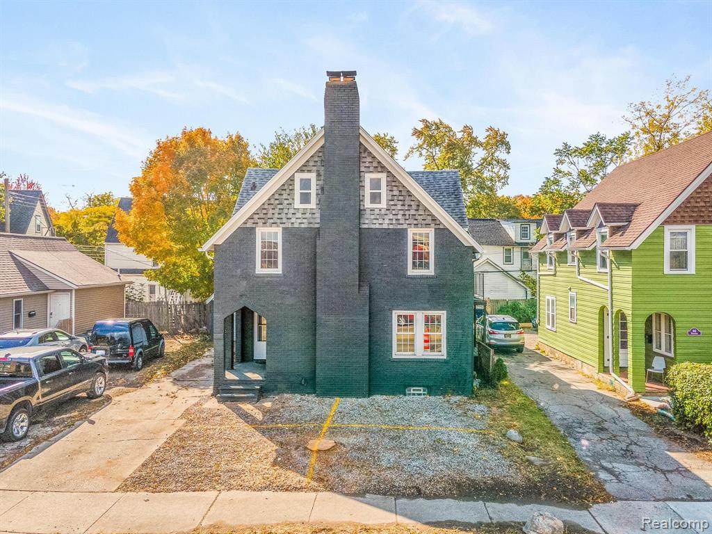 959 Washtenaw - Photo 1