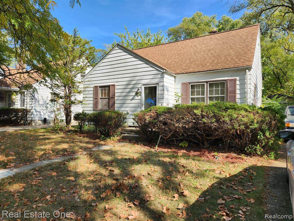 19924 Greenview - Photo 1