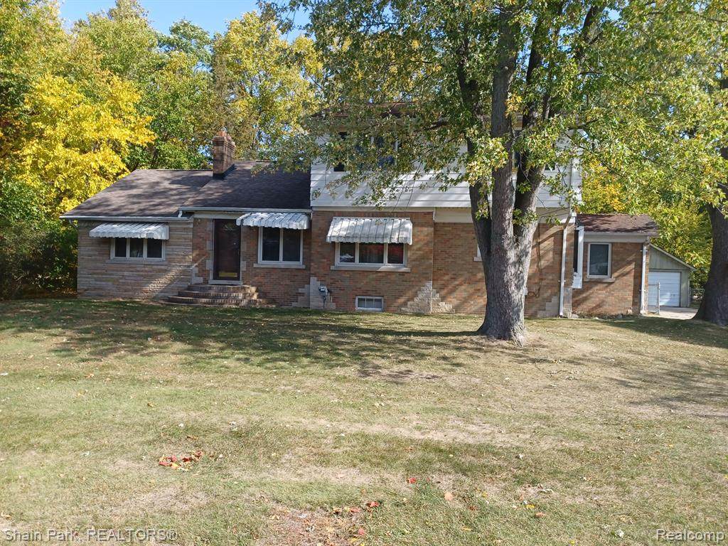 11151 Clinton River - Photo 1