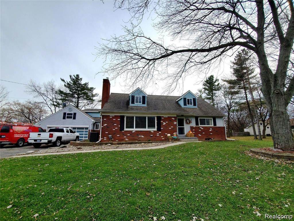 208 Pleasantview - Photo 1
