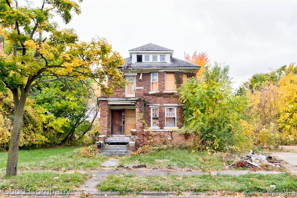 3775 Saint Clair - Photo 1