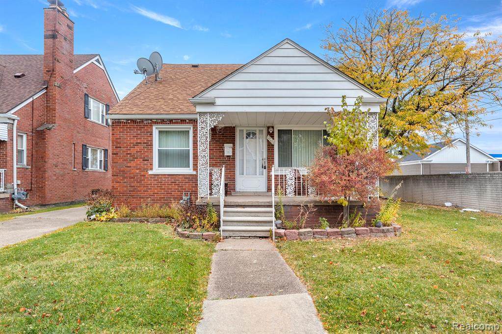 7121 Calhoun - Photo 1