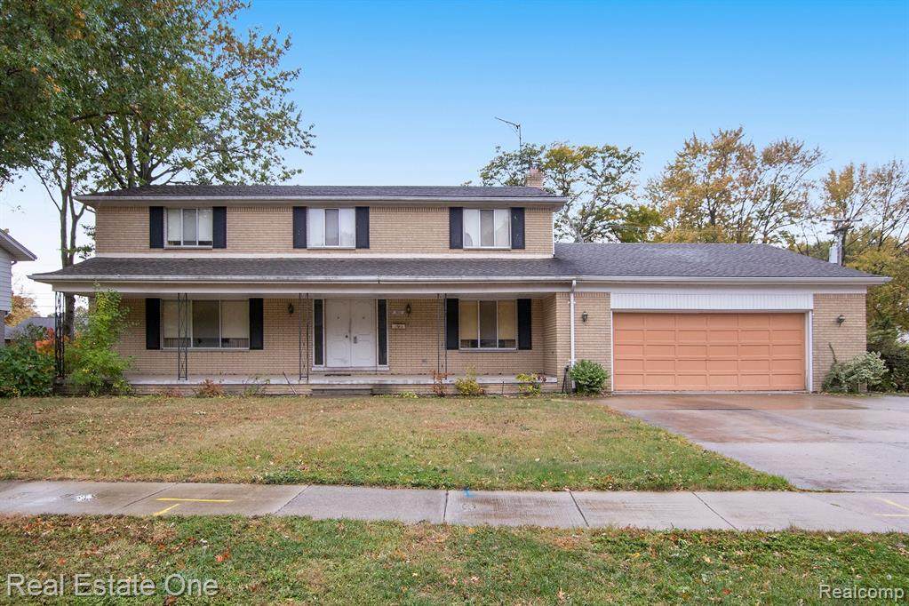 1111 Blairmoor - Photo 1