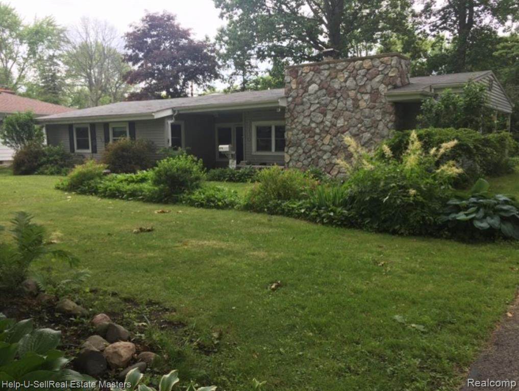 1745 Wisconsin - Photo 1