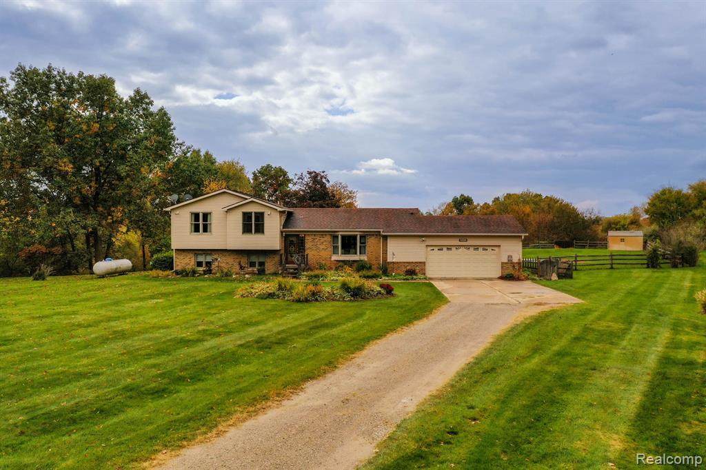 8401 Jonera - Photo 1
