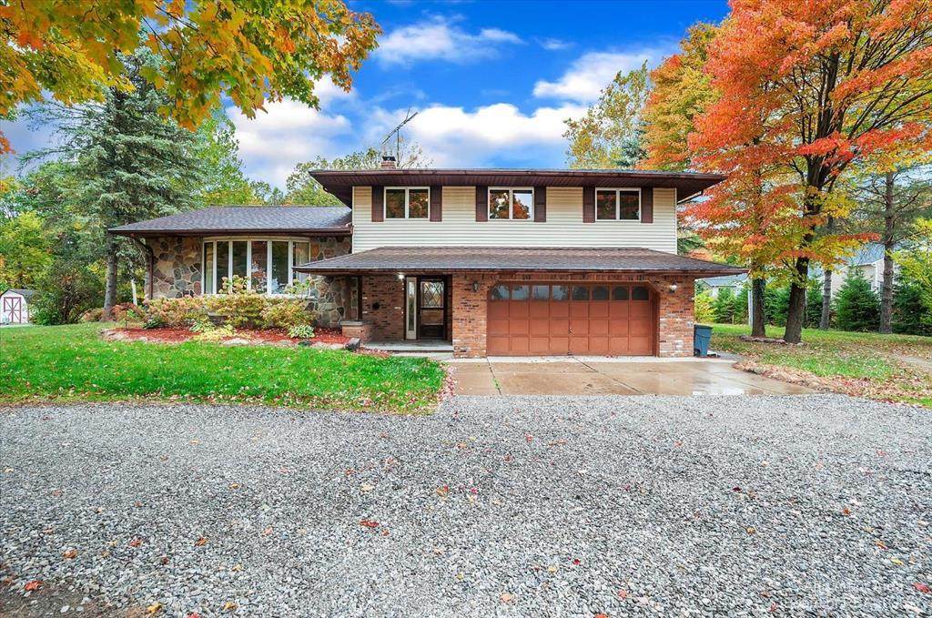 4400 Denton - Photo 1