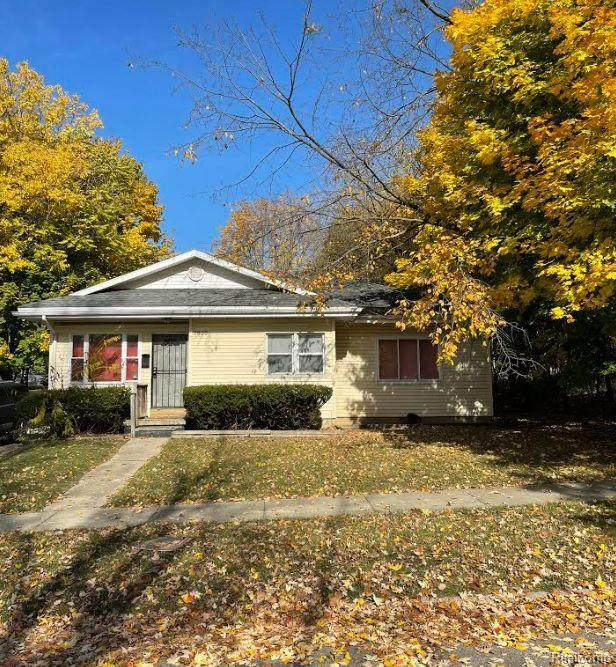 2630 Sloan - Photo 1