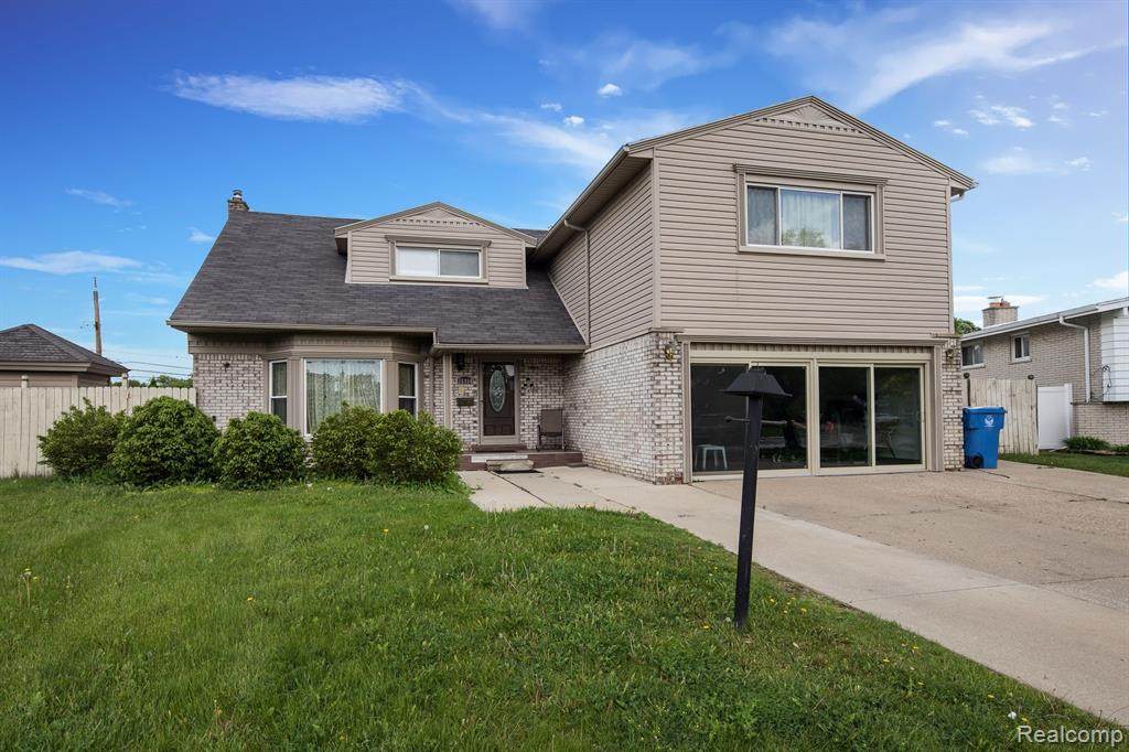 26884 Rochelle - Photo 1
