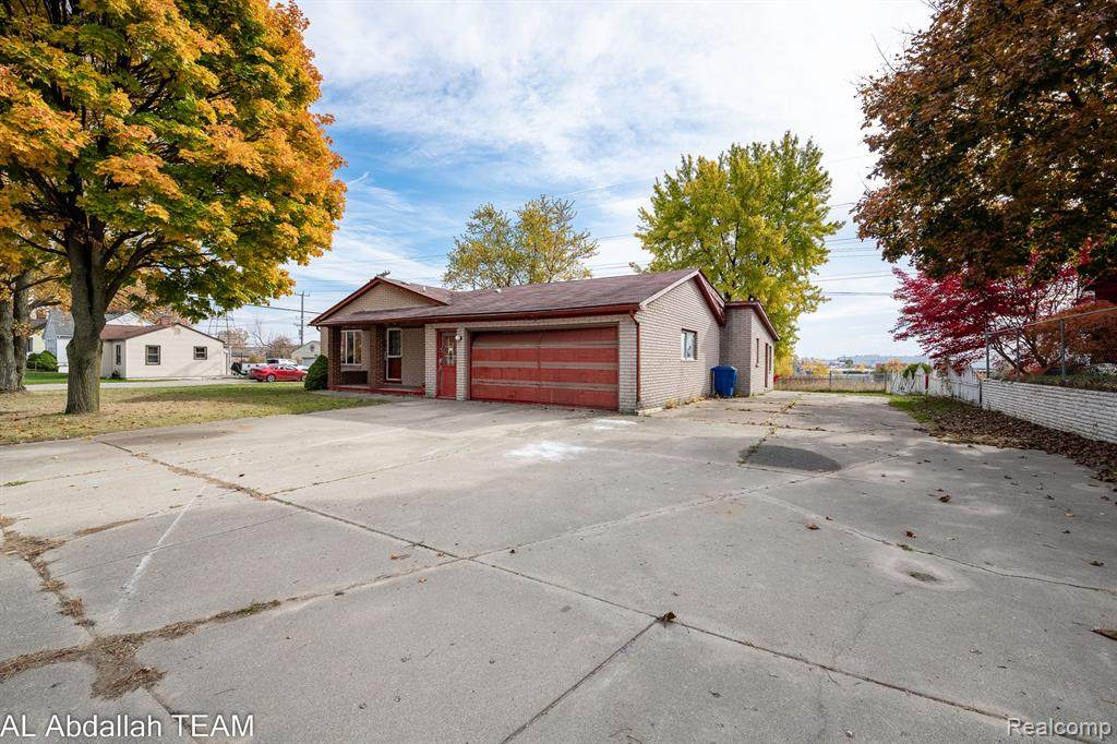 286 Princeton - Photo 1
