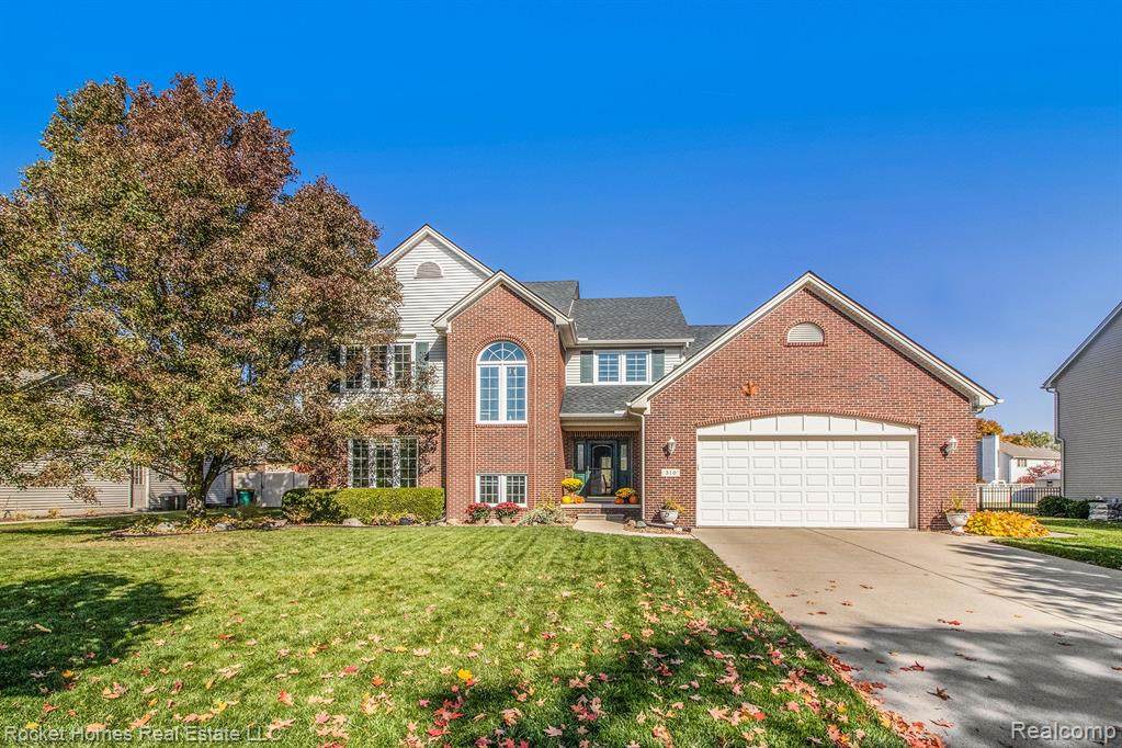 310 Payson - Photo 1