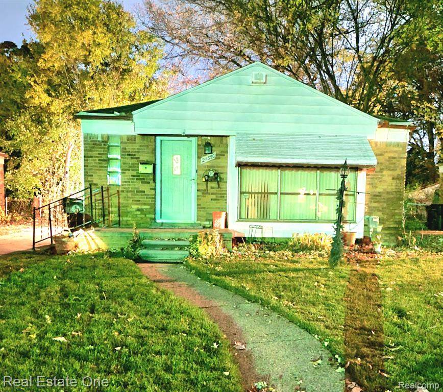 21350 Kipling - Photo 1