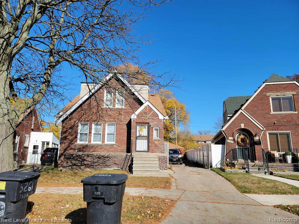 9136 Devonshire - Photo 1