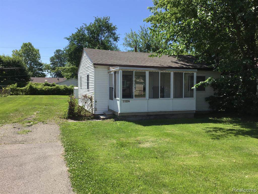 11056 Delano - Photo 1