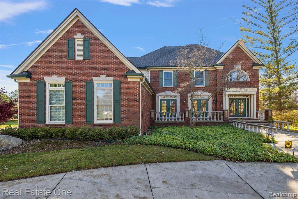 4114 Oak Tree - Photo 1
