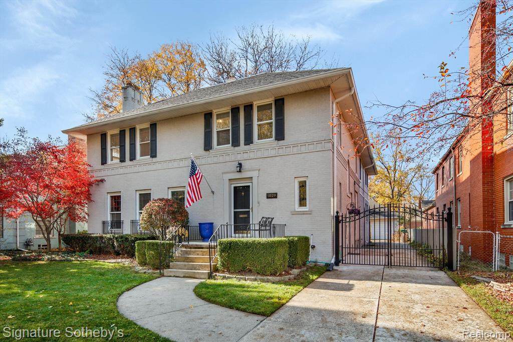 1029 Whittier - Photo 1