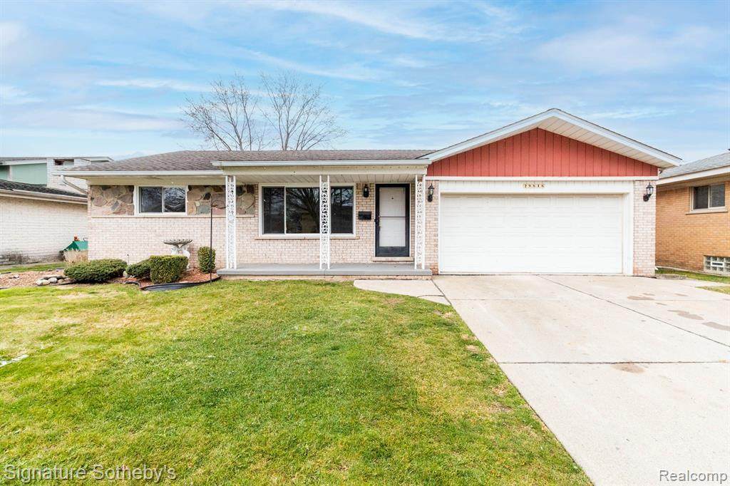 29846 Oakview - Photo 1