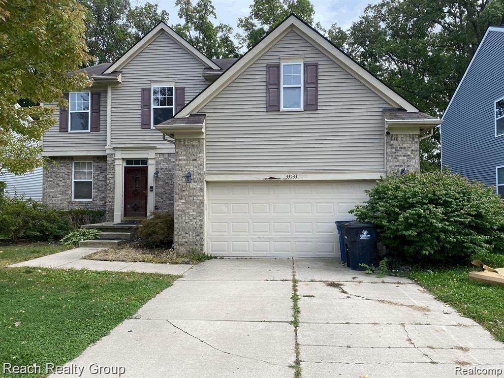 33533 Stacy - Photo 1
