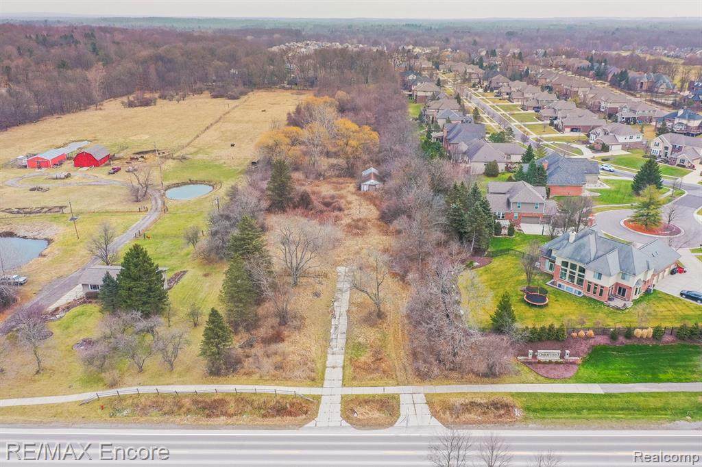 7390 Clintonville - Photo 1